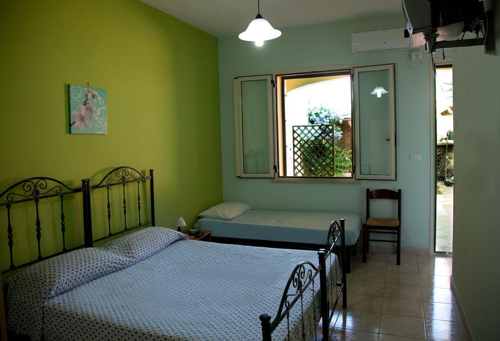 Bonjour Bed & Breakfast Morciano di Leuca Room photo